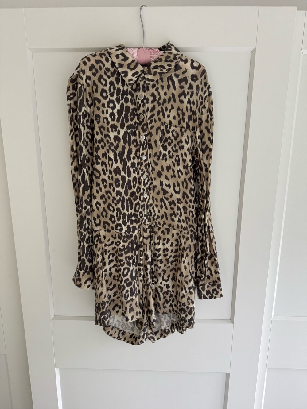 Chaser Leopard Print Long Sleeve Romper in Beige and Black XS